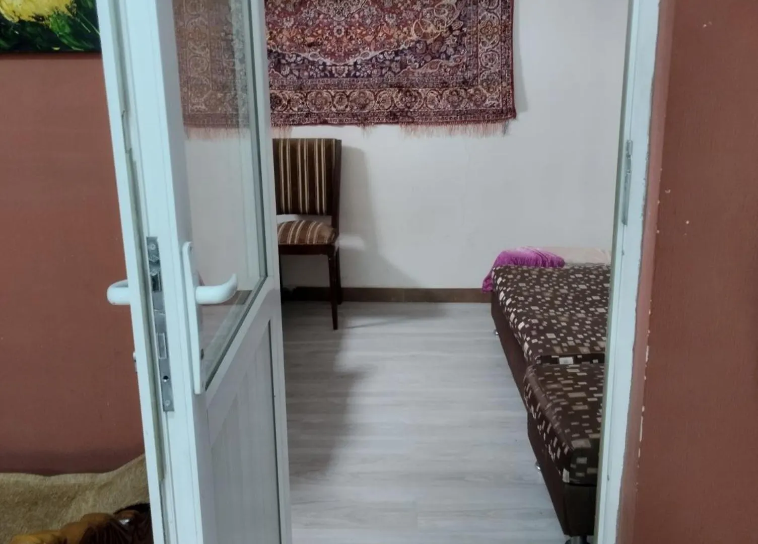 Eka,S Hotel In Ortachala Tbilisi Apartment