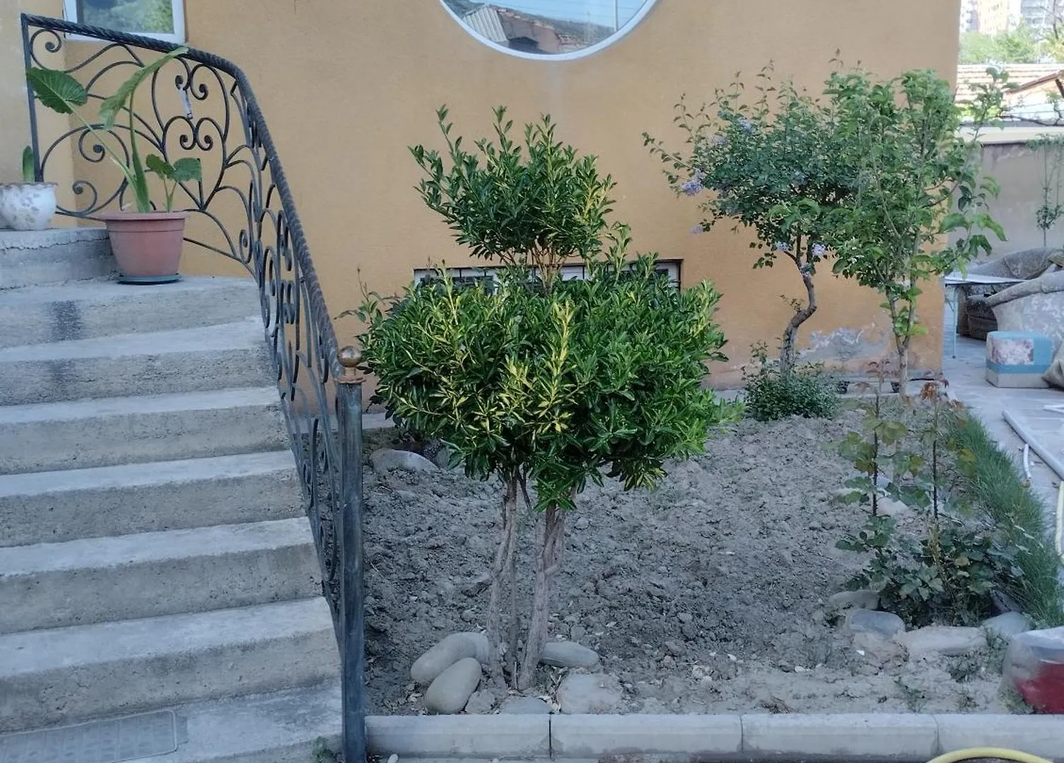 Eka,S Hotel In Ortachala Tbilisi