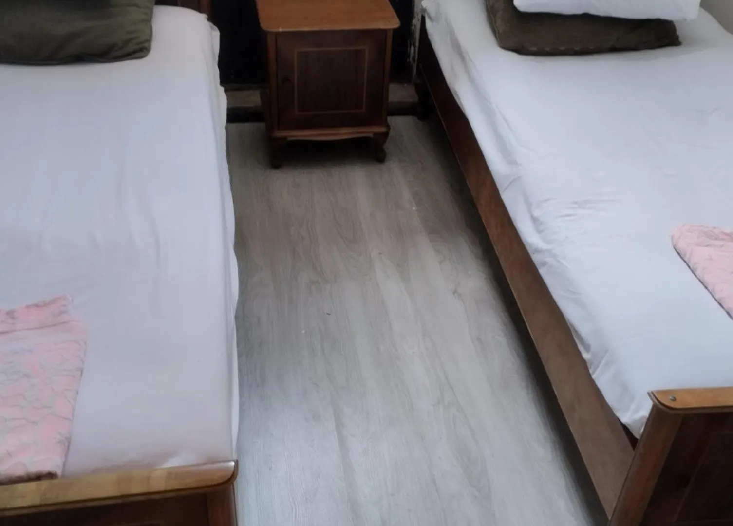 Eka,S Hotel In Ortachala Tbilisi Apartment